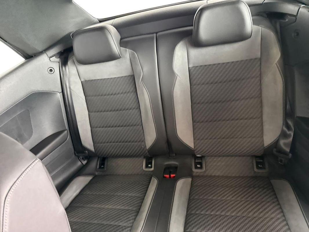 Volkswagen T-Roc - Photo 22