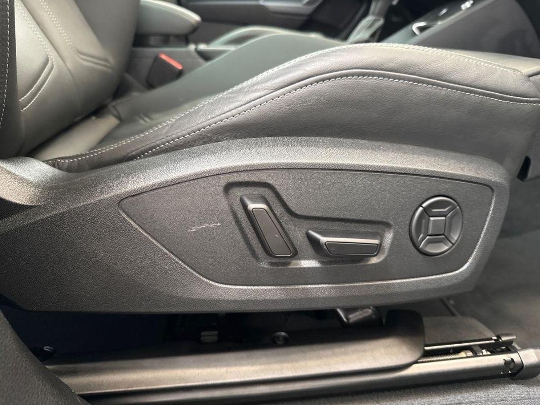 Audi Q3 - Photo 14
