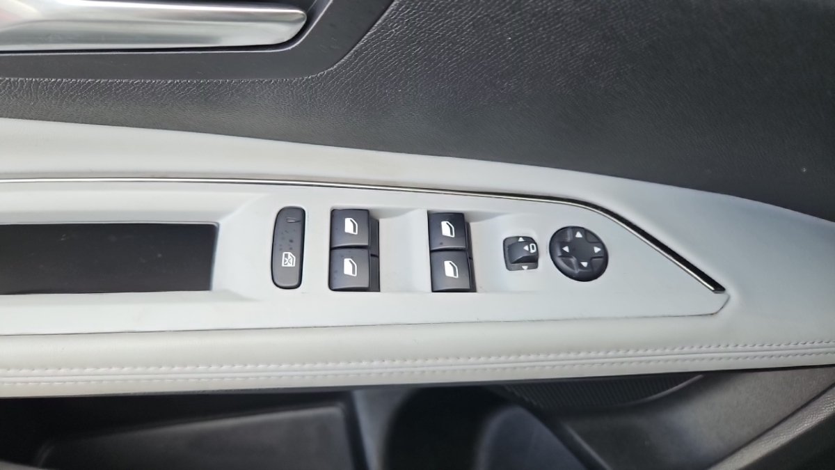 Peugeot 5008 - Photo 28