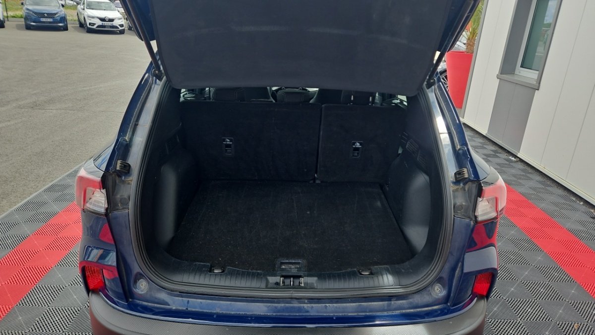 Ford Kuga - Photo 11