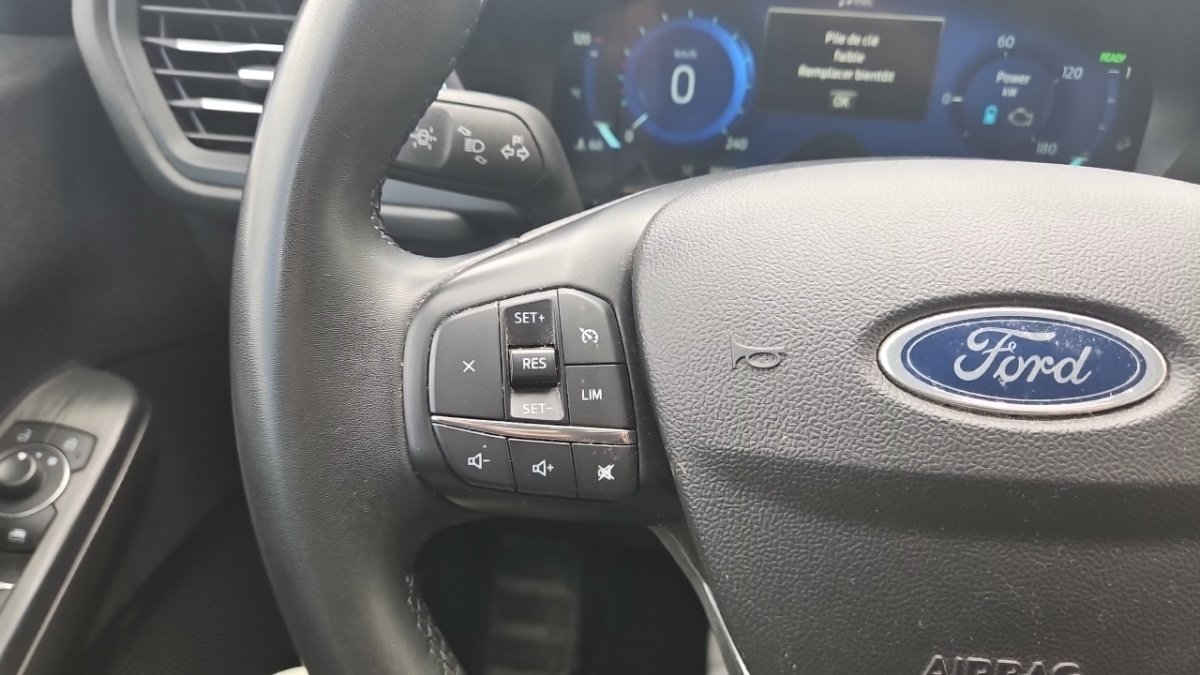 Ford Kuga - Photo 20