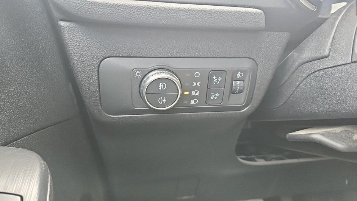 Ford Kuga - Photo 24