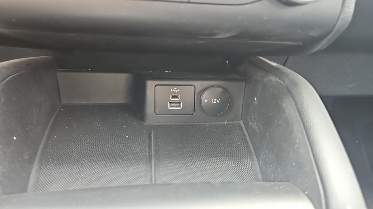 Ford Kuga - Photo 25