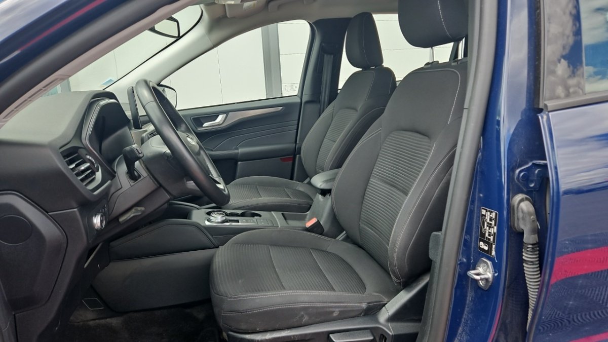 Ford Kuga - Photo 9
