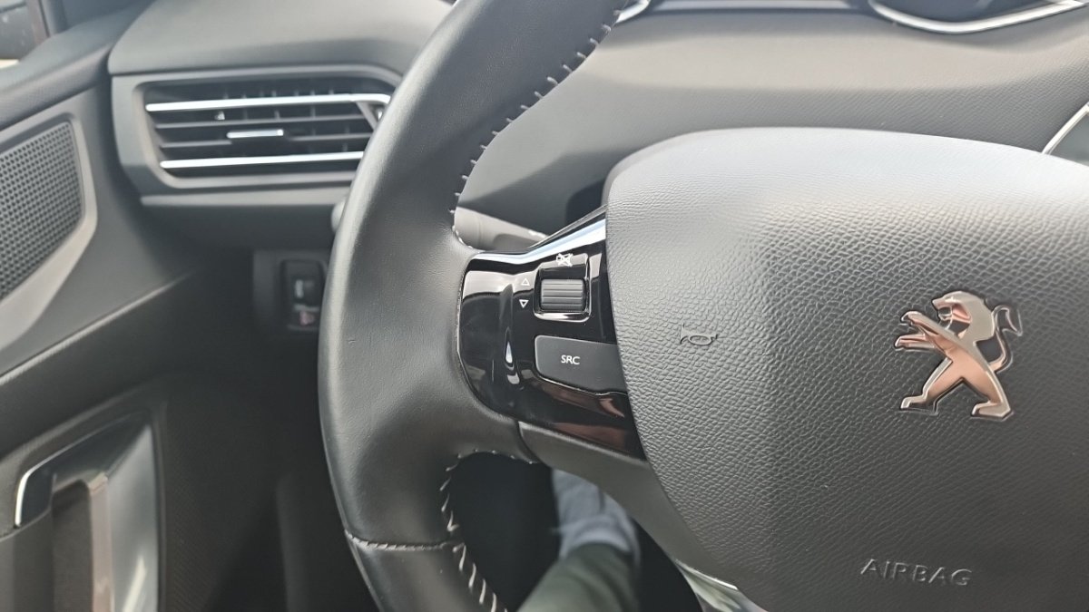 Peugeot 308 SW - Photo 24