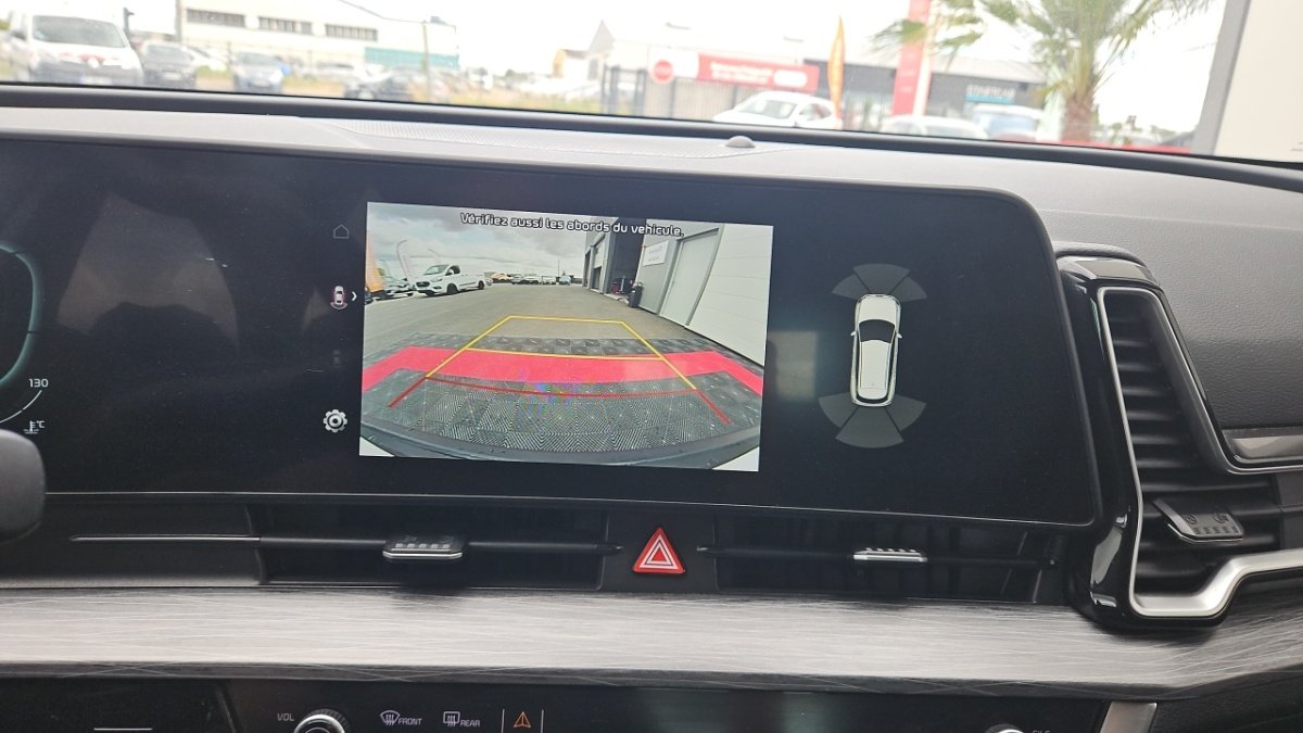 Kia Sportage - Photo 14