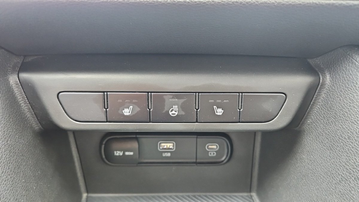 Kia Sportage - Photo 21