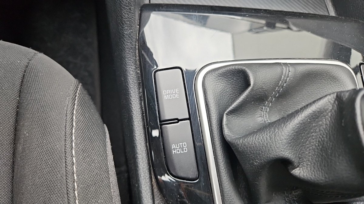 Kia Sportage - Photo 23