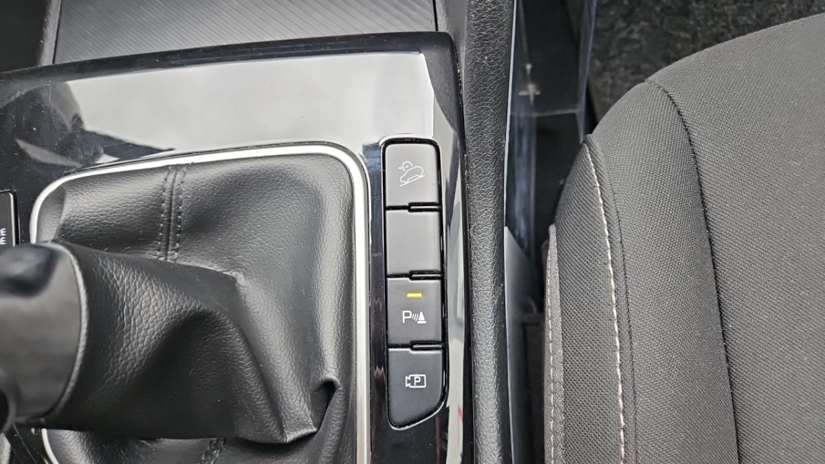 Kia Sportage - Photo 24