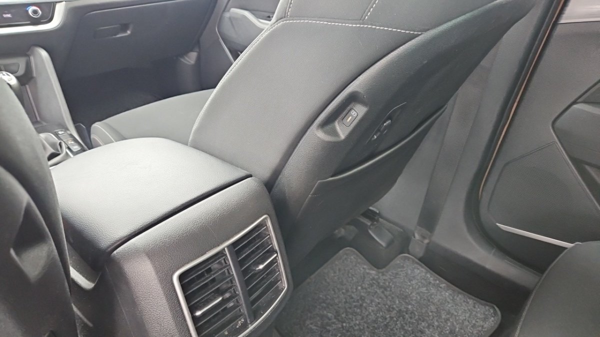 Kia Sportage - Photo 29