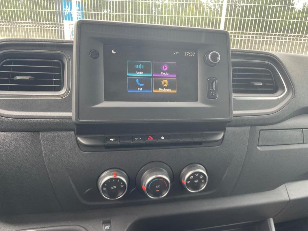 Renault Master - Photo 12