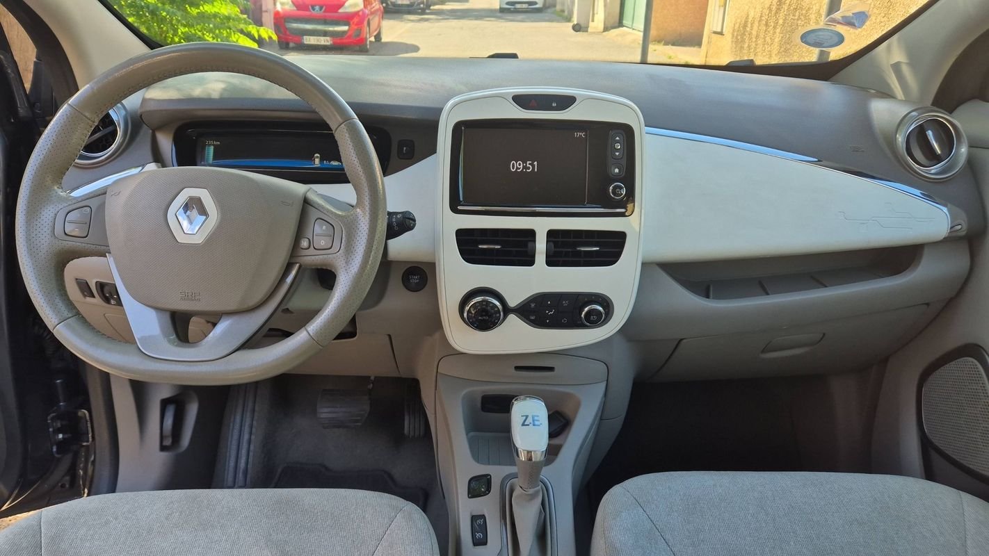 Renault Zoe - Photo 11