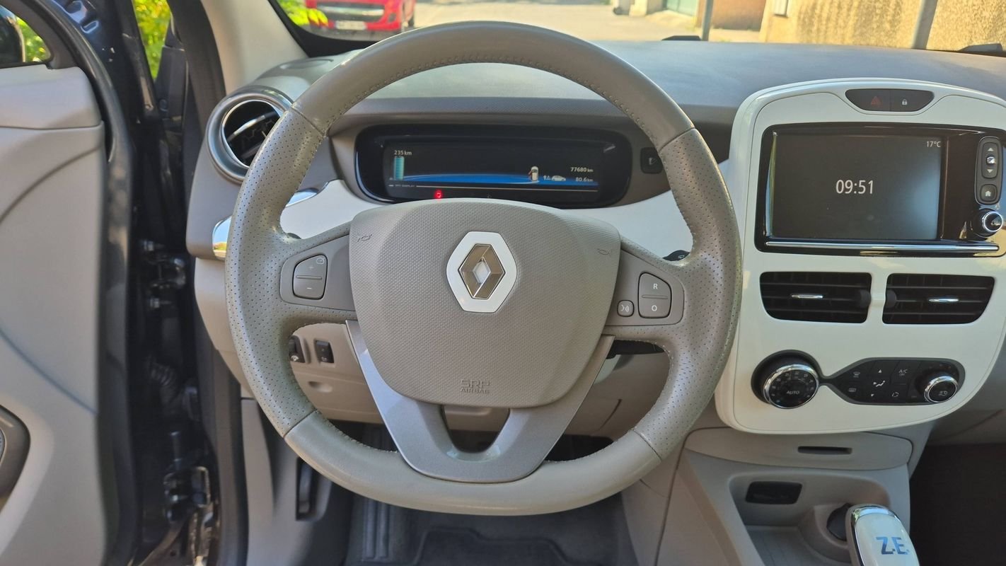 Renault Zoe - Photo 23