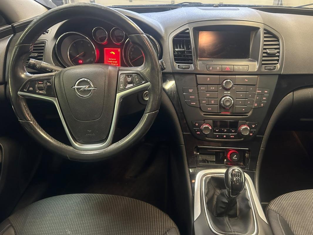 Opel Insignia Sports Tourer - Photo 12