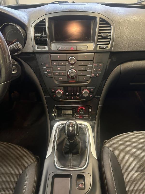 Opel Insignia Sports Tourer - Photo 13