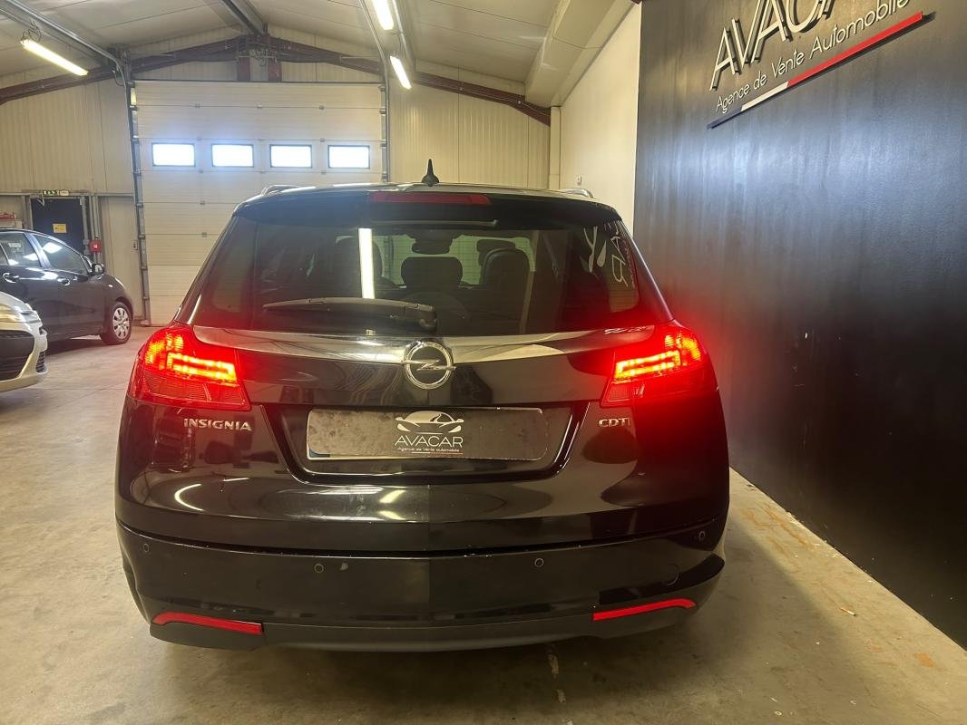 Opel Insignia Sports Tourer - Photo 3