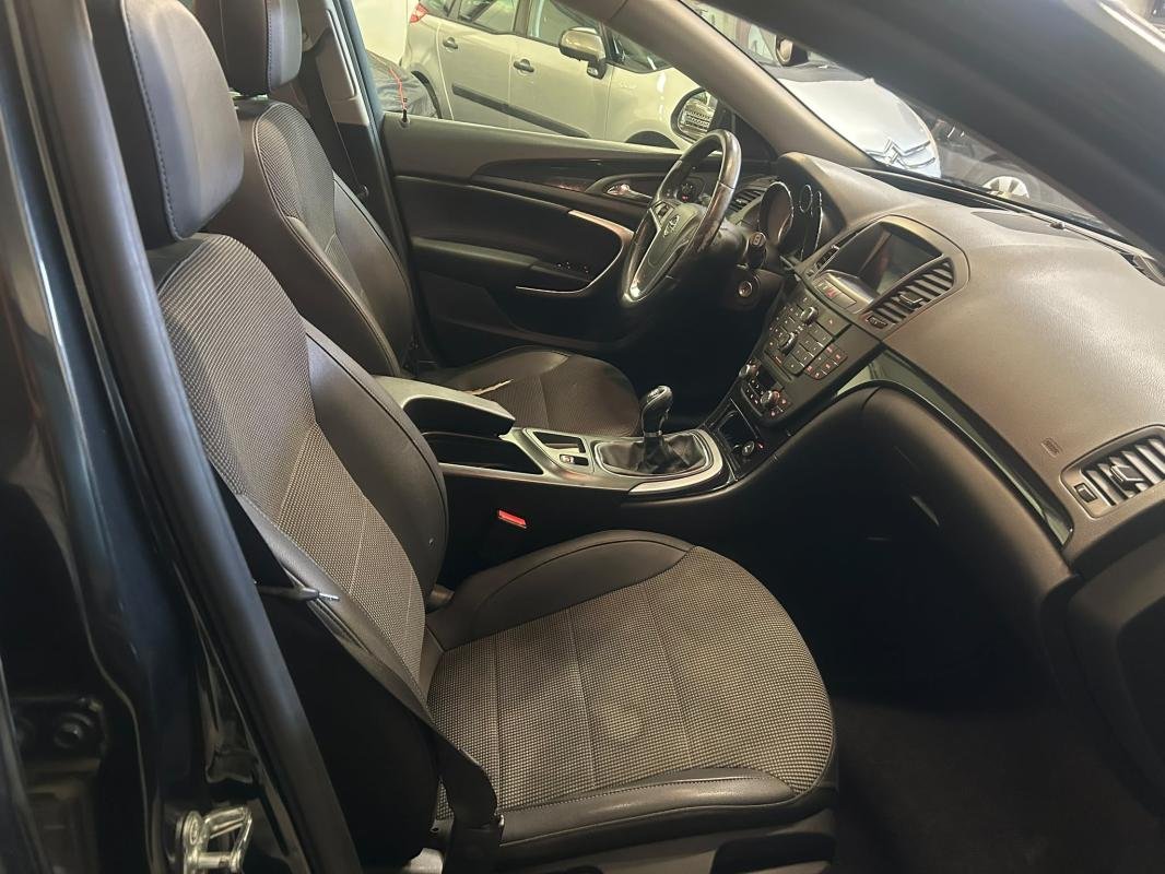 Opel Insignia Sports Tourer - Photo 9