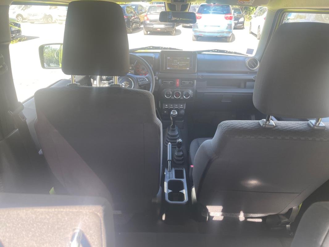 Suzuki Jimny - Photo 16