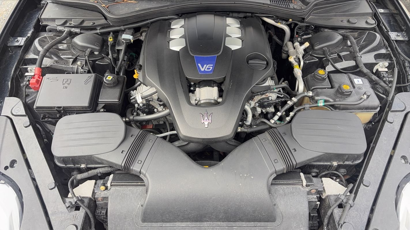 Maserati Quattroporte - Photo 15