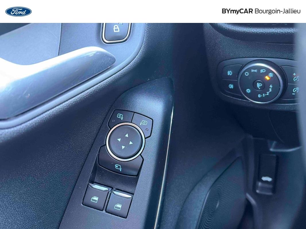 Ford Fiesta - Photo 22