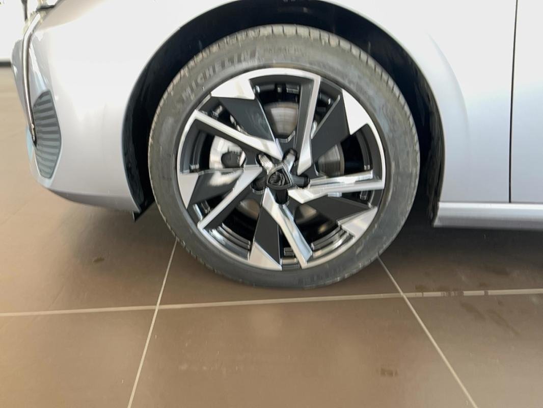 Peugeot 308 - Photo 9