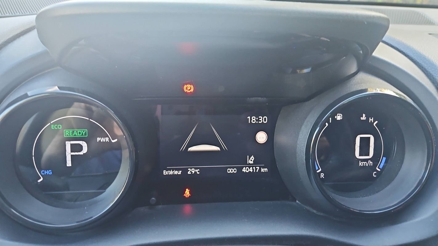 Toyota Yaris - Photo 12