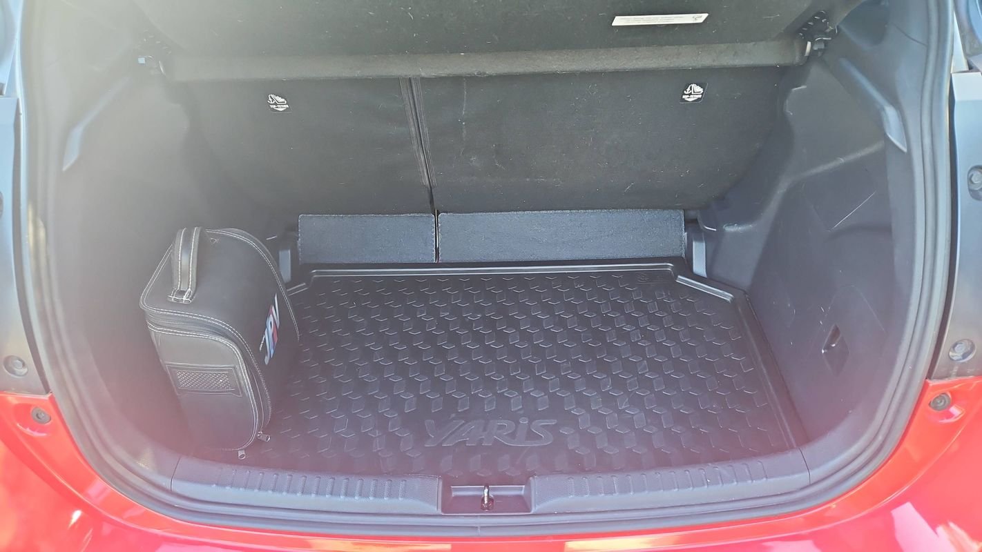 Toyota Yaris - Photo 14