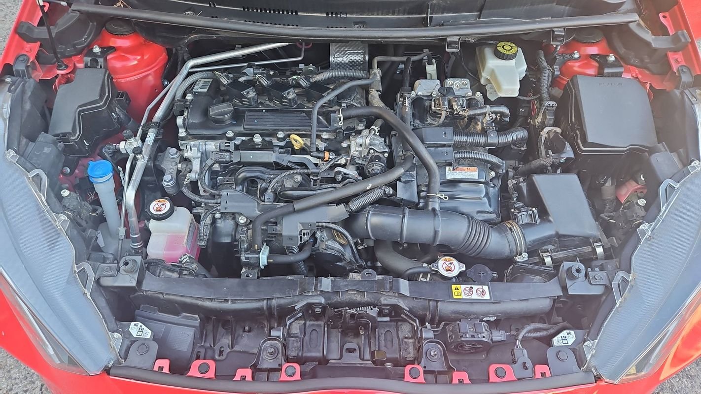 Toyota Yaris - Photo 15