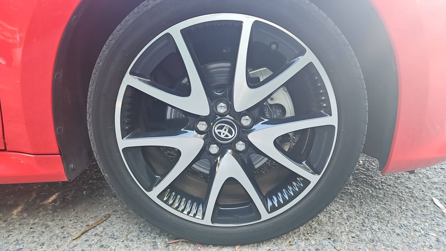Toyota Yaris - Photo 17