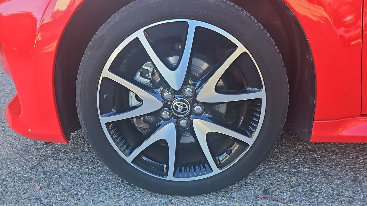 Toyota Yaris - Photo 18