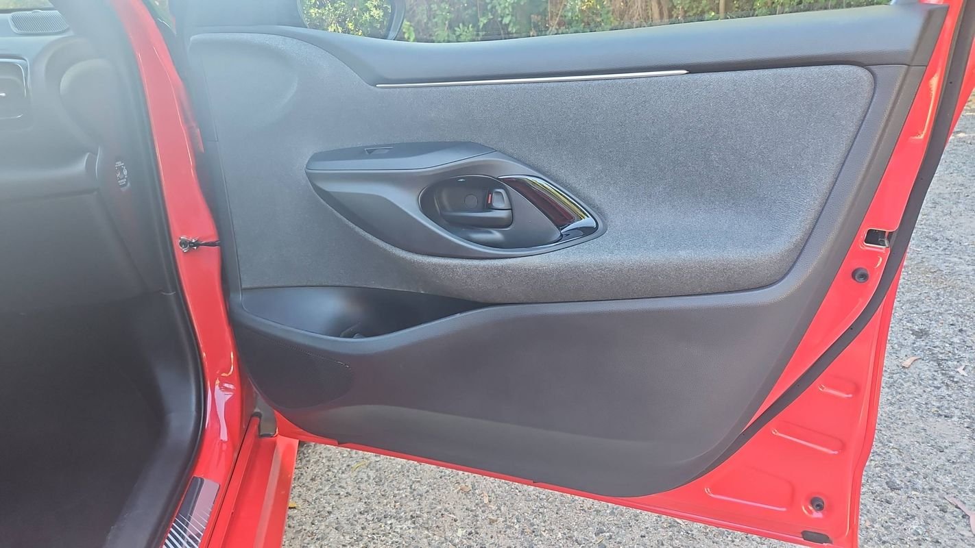 Toyota Yaris - Photo 23