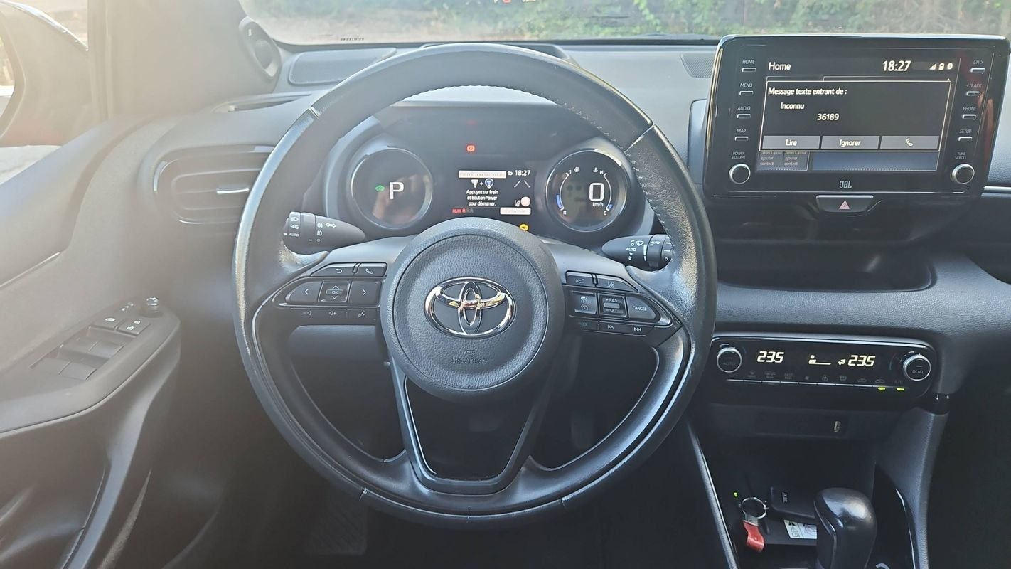 Toyota Yaris - Photo 24