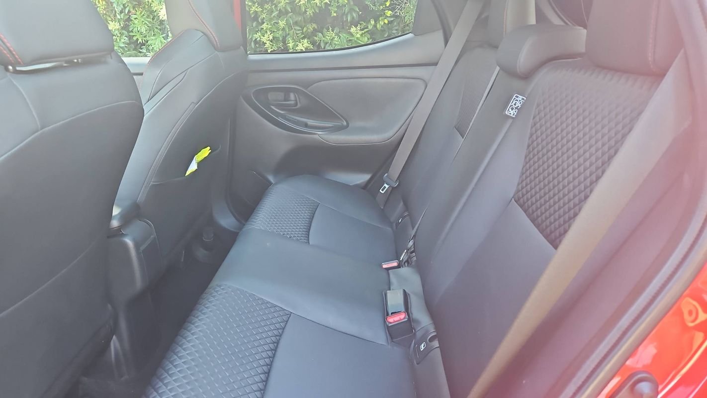 Toyota Yaris - Photo 29