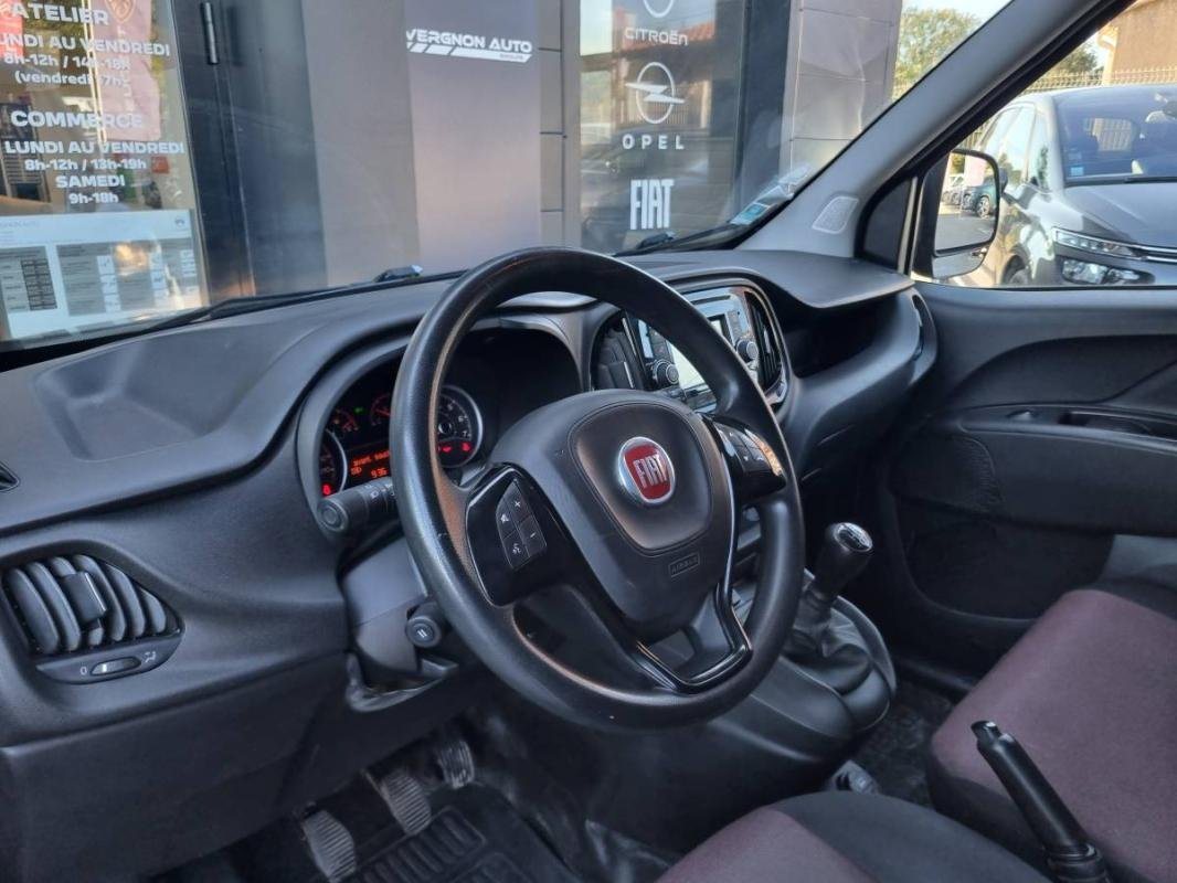Fiat Doblo Cargo - Photo 16