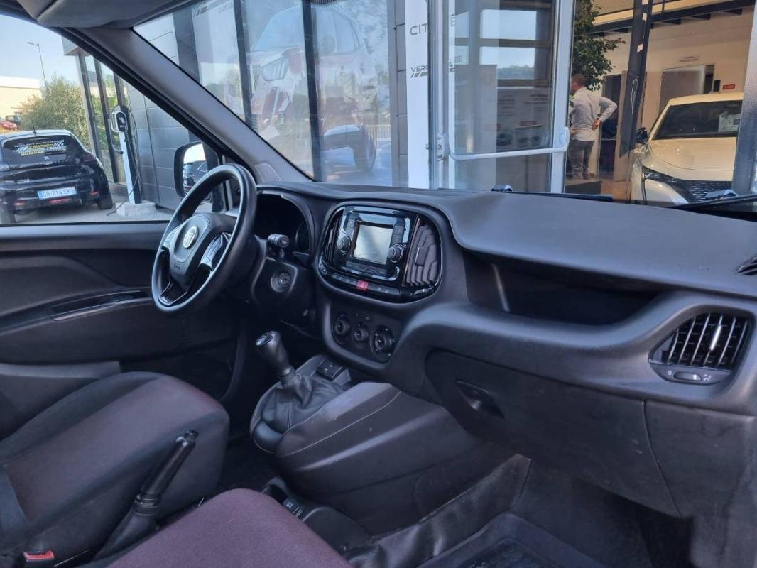 Fiat Doblo Cargo - Photo 17