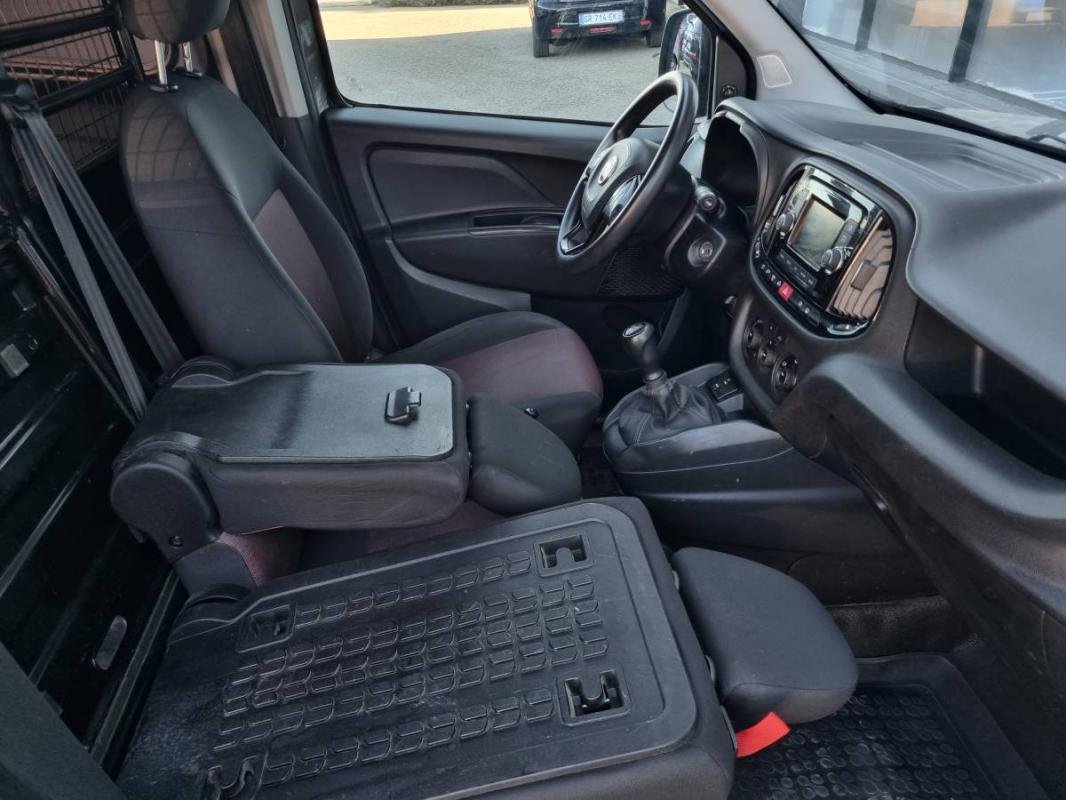 Fiat Doblo Cargo - Photo 19