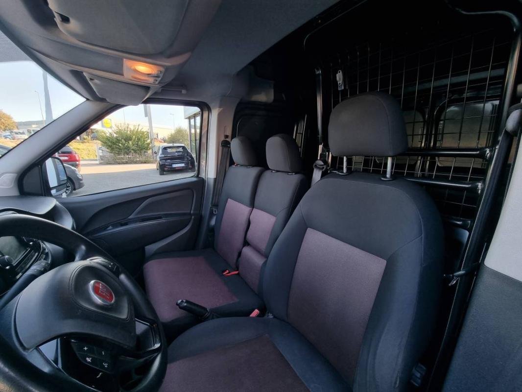 Fiat Doblo Cargo - Photo 5