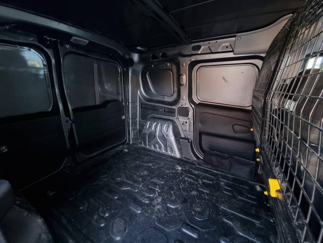 Fiat Doblo Cargo - Photo 8