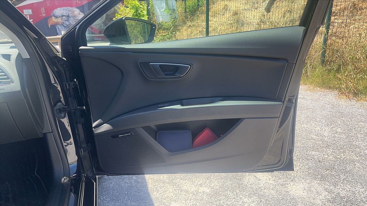 Seat Leon - Photo 24