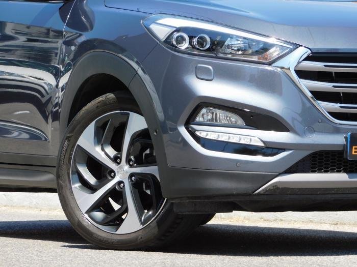 Hyundai Tucson - Photo 2