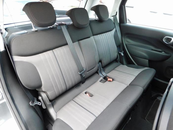 Fiat 500L - Photo 20