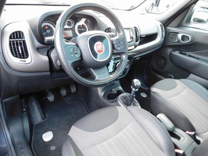 Fiat 500L - Photo 10
