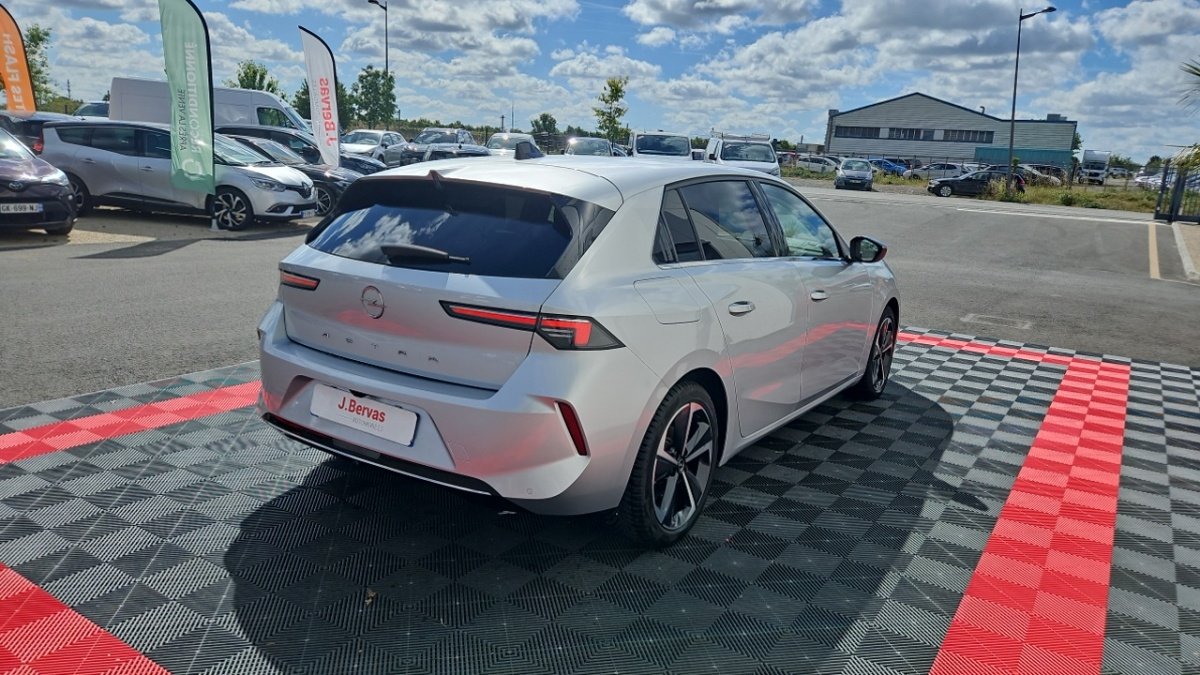 Opel Astra - Photo 5