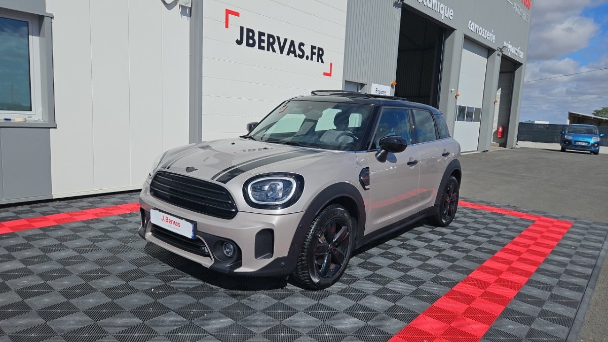 Mini Countryman - Photo 1