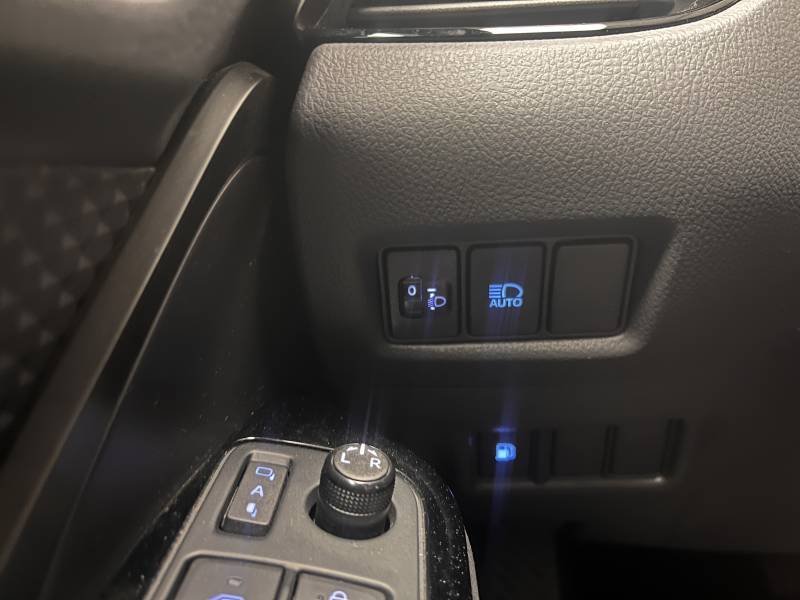 Toyota C-HR - Photo 26