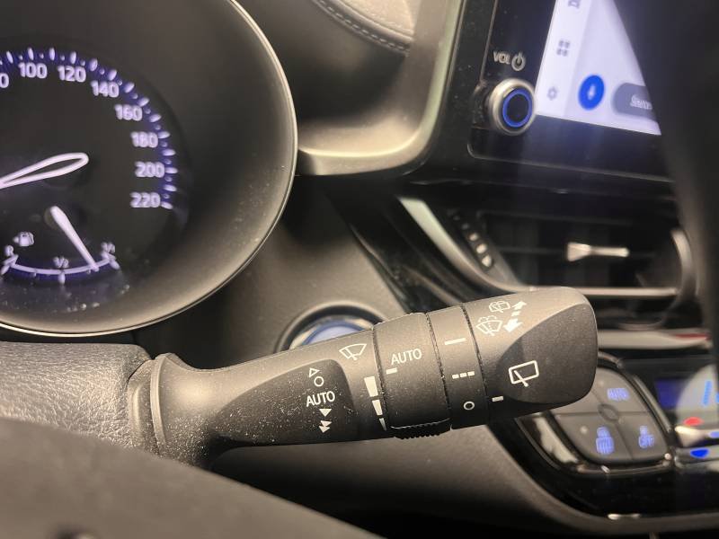 Toyota C-HR - Photo 28