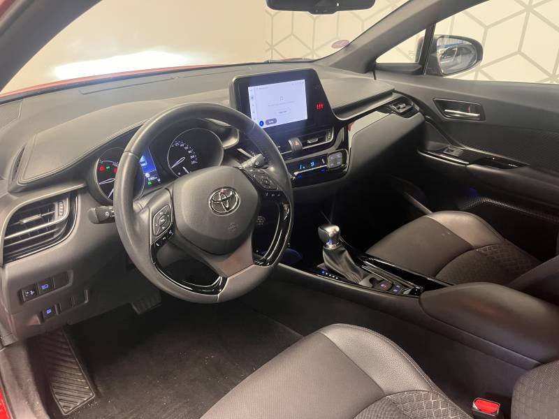 Toyota C-HR - Photo 30