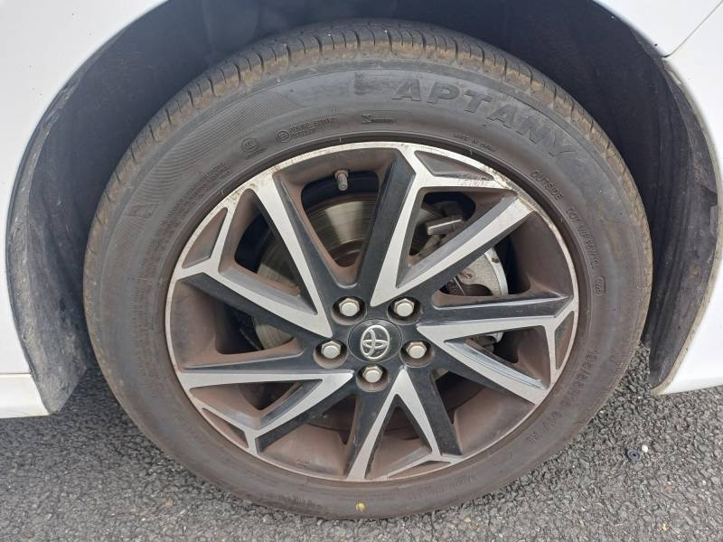 Toyota Yaris - Photo 12