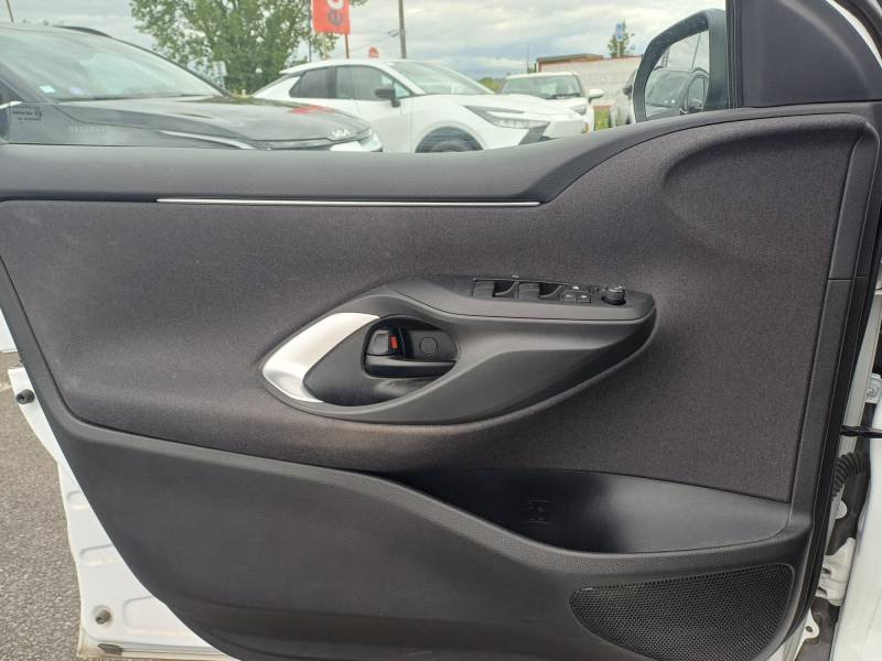 Toyota Yaris - Photo 14