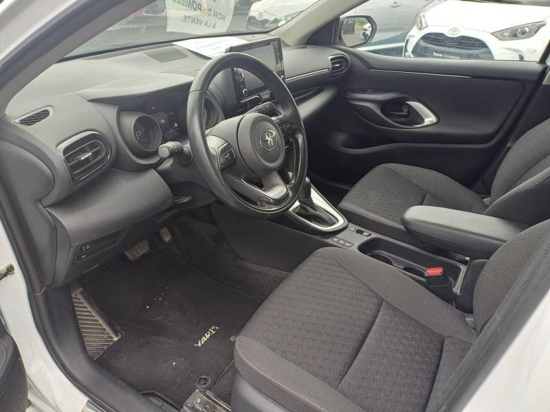 Toyota Yaris - Photo 16